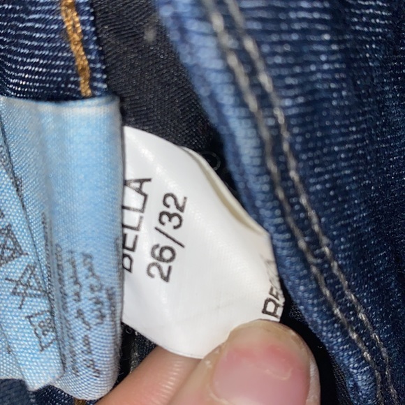 Bella Mavi Low Rise Slim Boot-cut Jeans! - Picture 7 of 8